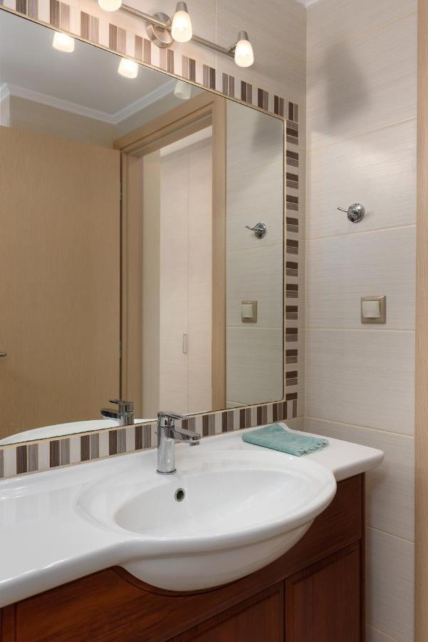 Beach Front Condo South Crete 칼로이 리메네스 외부 사진